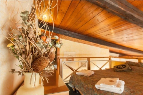 Gorgeous penthouse Spanish Steps image 12